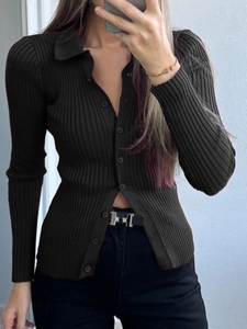 Cardigan classico in maglia nera a maniche lunghe da donna con colletto a risvolto e bottoni