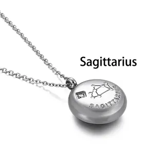 Collier signe Sagittaire poli avec oxyde de zirconium et carte des constellations