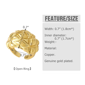 Detailed size chart for gold heart open ring showing 0.7 inch width and diameter