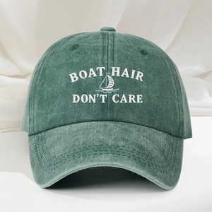Casquette vintage en coton délavé vert avec broderie BOAT HAIR DON'T CARE et voilier