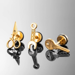 Boucles d'oreilles dorées en acier inoxydable en forme de ciseaux clé et clé anglaise