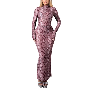 Robe longue vintage pour femmes à imprimé serpent avec col montant et manches longues marron