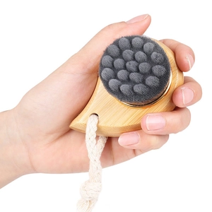 Manual Facial Cleansing Brush Soft Fiber Bristles Wooden Handle Deep Pore Cleaning Portable Skin Care Tool Hanging Rope