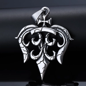 Pendentif croix gothique rétro en acier inoxydable argent antique aux détails gravés