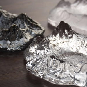 Creative Mount Fuji glacier glass cigar ashtray with iceberg texture for home office