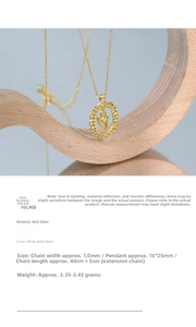 Detail of S925 silver tulip oval pendant necklace with 18K gold plating finish