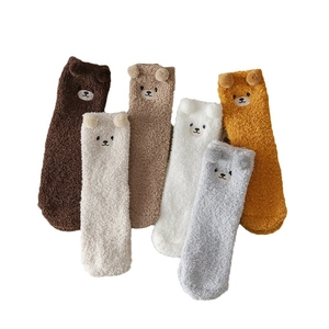 Set di 5 paia di calzini invernali in pile corallo con orecchie di orso carine