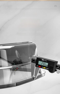 Vue détaillée de l'épaisseur de 2,50 mm pour la bassine en PET transparent