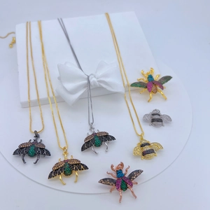 Insect Pendant Necklace Copper Zircon Inlaid Bee Beetle Butterfly Dragonfly Unique Fashion Jewelry For Women Gift