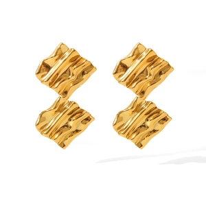 Detail of 18K gold stainless steel earrings with dual square wavy hammered texture