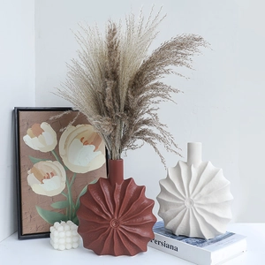 Ceramic Vase Nordic Minimalist Sunflower Feather Ribbed Texture Matte Flower Container Modern Home Office Decor Ornament