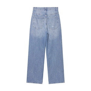 Pantalon en jean taille haute à jambe large avec strass et détails usés à l'arrière