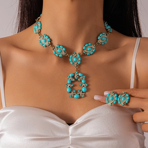 Retro Palace Style Resin Necklace And Earrings Alloy Rhinestone Silver Earring Post Geometric Hollow Oval Pendant
