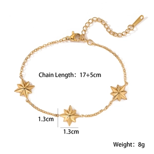 Detailed view of 18K gold plated stainless steel star pendant necklace with dimensions