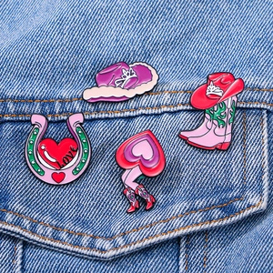 Lot de pins émaillés style western rose avec bottes et chapeaux de cowboy
