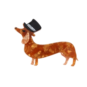 Brown marble acrylic dachshund dog brooch with black top hat for elegant styling