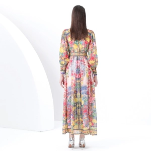 Vintage-Maxikleid mit Blumenmuster, Laternenärmeln und Gürtel in leuchtenden Frühlingsfarben