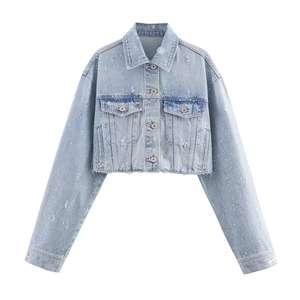 Veste en jean courte bleu clair pour femme avec strass brillants et ourlet effiloché