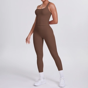 Détails du legging de yoga taille haute et du soutien-gorge de sport marron brossé