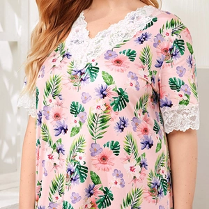 Plus size short sleeve nightgown with floral print and white lace V-neck detail