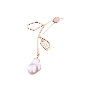 French retro rose gold brooch with irregular baroque pearl and pink gemstone accent