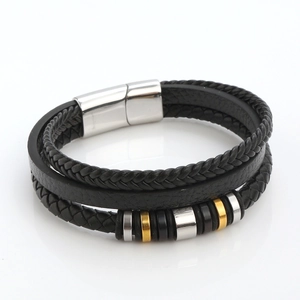 Mehrlagiges geflochtenes Lederarmband für Herren mit Perlen und silbernem Magnetverschluss