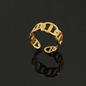 18k gold plated stainless steel geometric open ring in classic link chain design