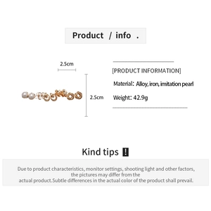 Detailed size chart and specifications for the ten-piece pearl flower stud earring set
