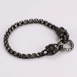 Men's hip-hop stainless steel bracelet with dual lion heads and square pearl chain links