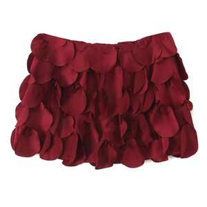 Mini-jupe rouge foncé pour femmes à volants en forme de pétales avec taille élastique