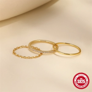 Three-piece S925 sterling silver ring set with chain design and micro-inlaid crystals