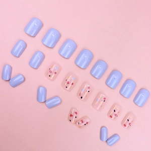 Faux ongles lavande et paillettes multicolores, forme carrée courte, 24 pièces