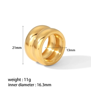 Anello geometrico a doppio strato in acciaio placcato oro 18K con misure e peso