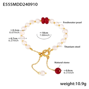 Détails du bracelet en perles d'eau douce avec pierre naturelle et fermoir OT
