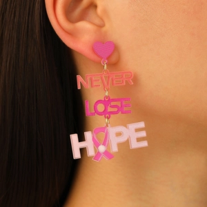 Boucles d'oreilles en acrylique Never Lose Hope avec ruban rose pour le cancer du sein