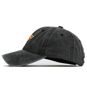 Berretto da baseball vintage in cotone lavato antracite con ricamo pizza e visiera