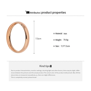 Spécifications de huit bracelets en fer rose doré avec un diamètre de 7,5 cm et poids de 70g