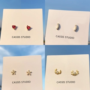 Set of minimalist 925 silver needle gold crown and star stud earrings for women