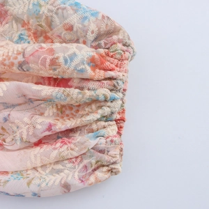 Robe à fleurs douce avec broderie et taille élastique pour femmes élégante