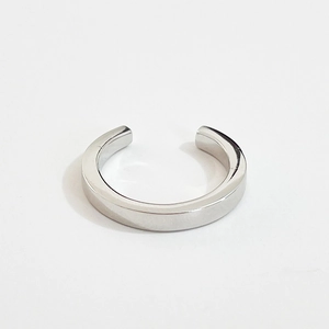 Minimalist S925 sterling silver square band open ring with polished metallic finish