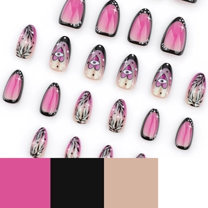 Faux ongles amande dégradé rose avec french noire et motifs de cœurs et d'étoiles