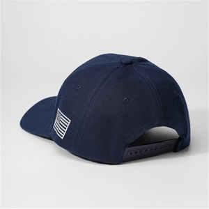 Casquette de baseball bleu marine avec broderie drapeau USA et fermeture réglable