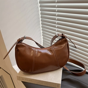 Women's PU Leather Underarm Shoulder Bag Crescent Half-Moon Shape Minimalist High-End Solid Color Niche Design