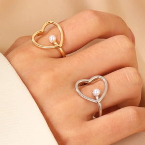 Hollow heart rings with pearls in gold and silver finish, adjustable open ring set