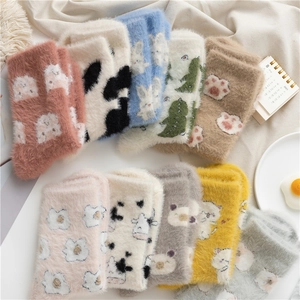 Chaussettes en Polaire Corail Animaux Mignons pour Femmes Chaussettes Mi-Mollet Épaisses Chaudes et Moelleuses Hiver Maison