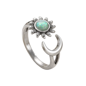 Adjustable sun and moon open ring in 925 silver with a sparkling green opal stone