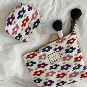 Floral chiffon makeup bag set with Pleasant Time label and pleated fabric texture