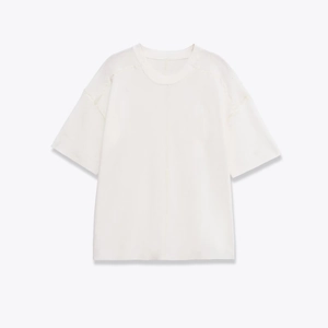 T-shirt blanc classique à col rond et manches courtes avec coutures centrales et épaules tombantes