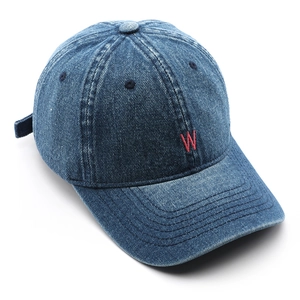 Vintage blue washed denim baseball cap with red embroidered W letter for men