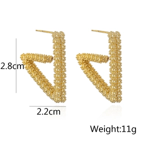 Irregular geometric earrings in 18K gold plated copper with detailed size measurements